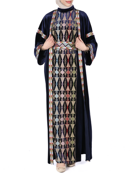 Embroidered bisht