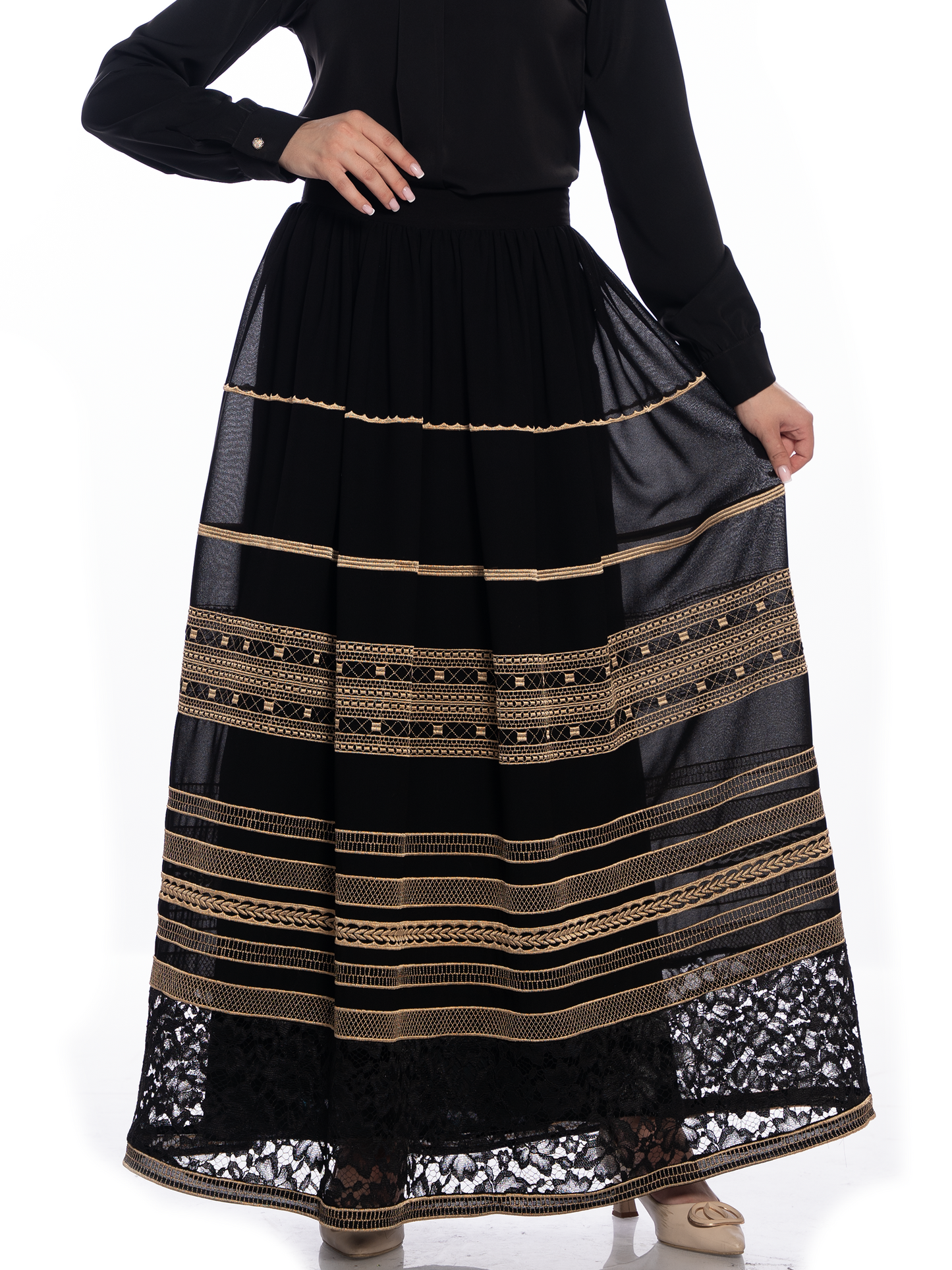 Embroidered skirt