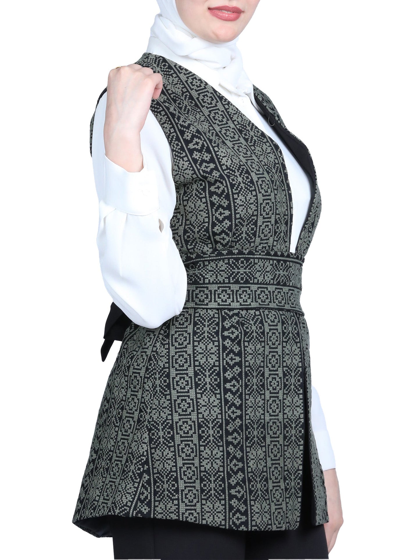 Vest embroidered