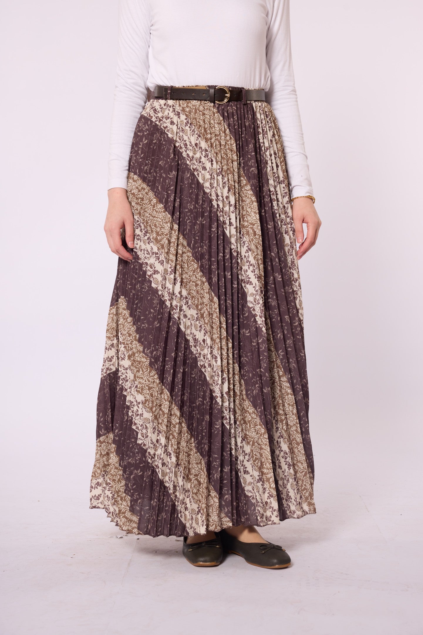 Paisley Patterned Chiffon Skirt with Belt Accessory