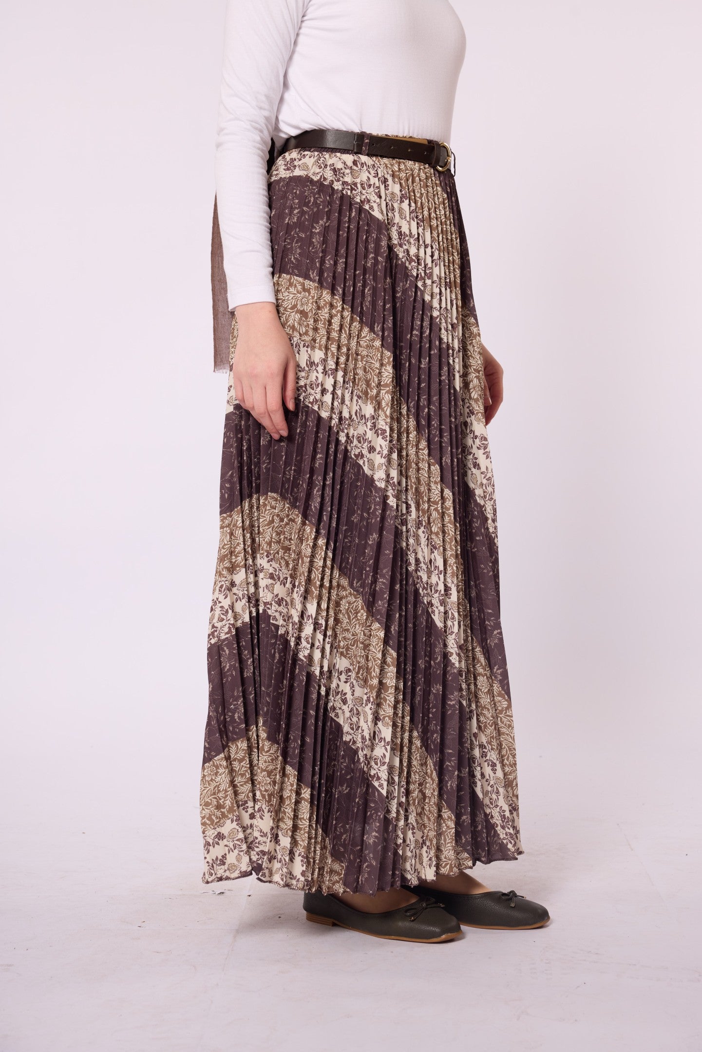 Paisley Patterned Chiffon Skirt with Belt Accessory