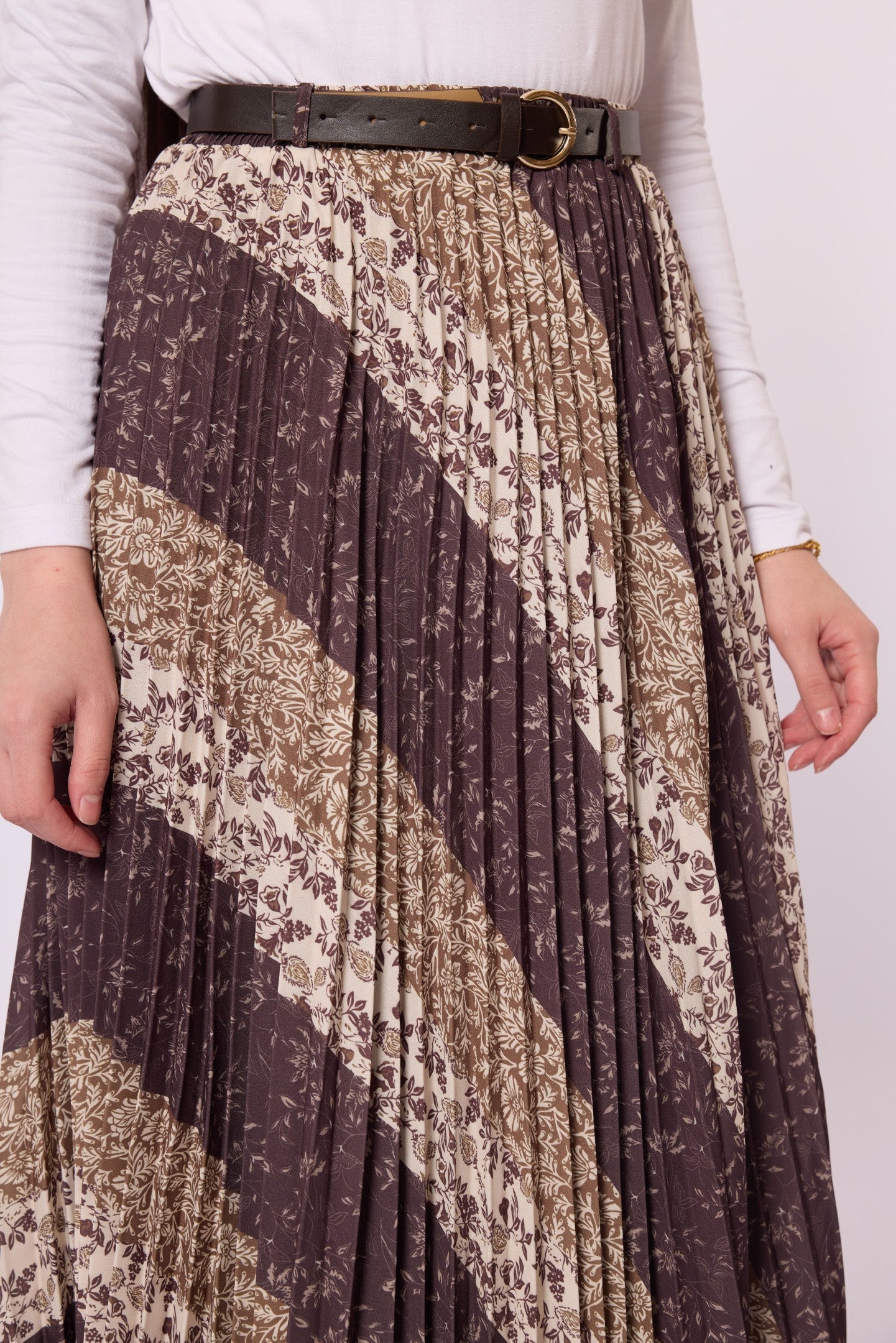 Paisley Patterned Chiffon Skirt with Belt Accessory