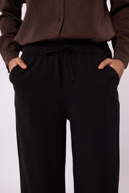 Relaxed Fit Tencel Fabric Trousers with Elastic Waist