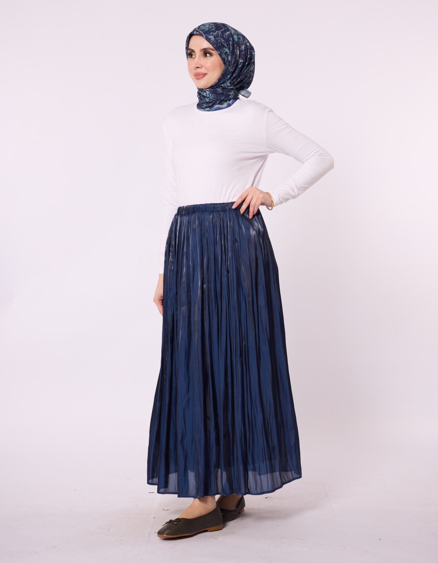 Elastic Waist Pleated Satin Skirt