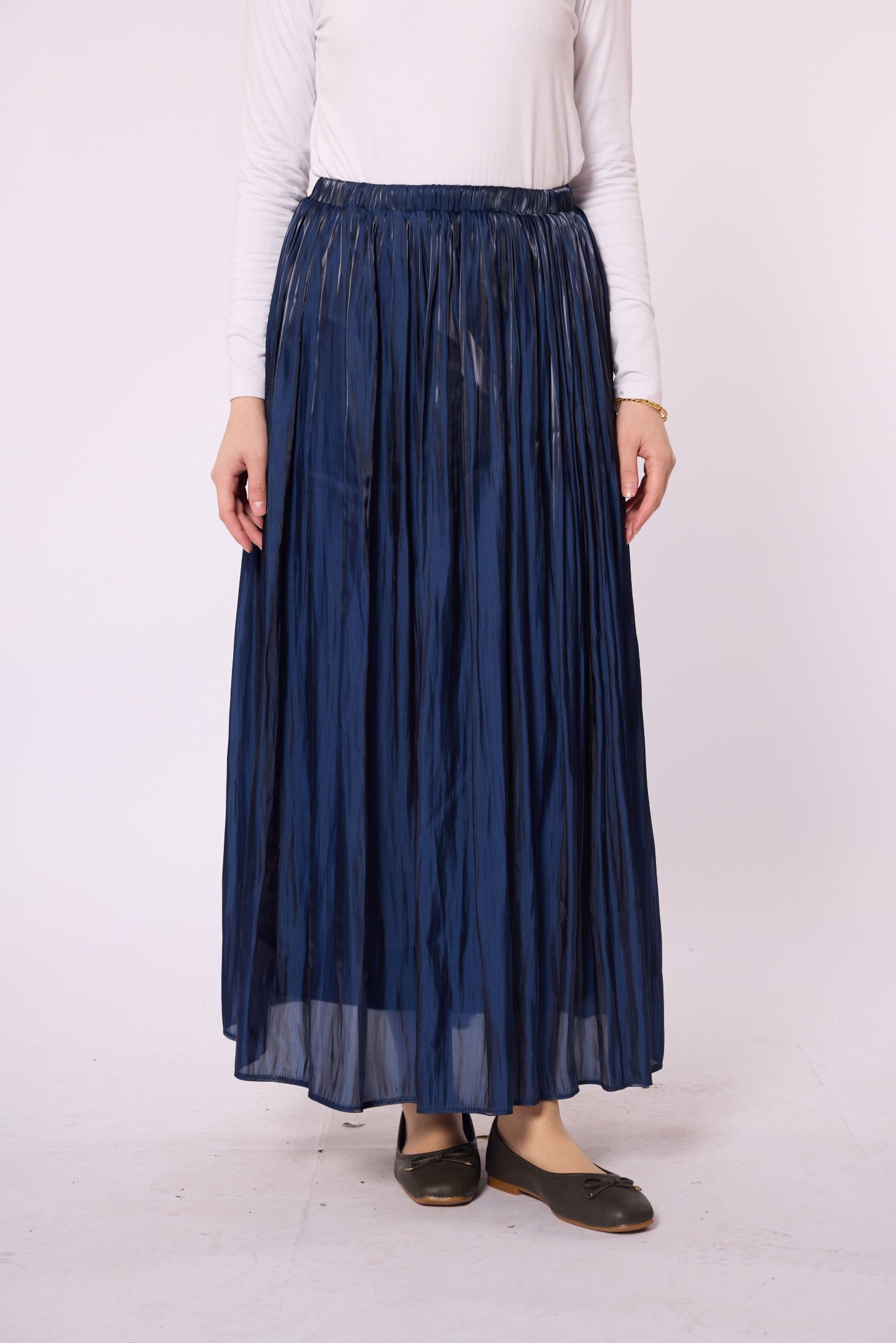 Elastic Waist Pleated Satin Skirt