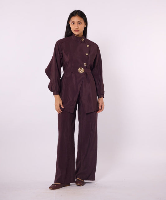 Mandarin Collar Set with Gold Button and Belt Details