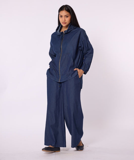 Summer Denim Trouser Set with Hood and Zipper Detail