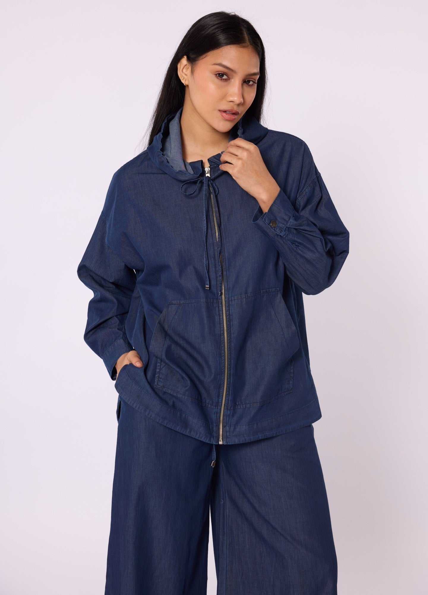 Summer Denim Trouser Set with Hood and Zipper Detail
