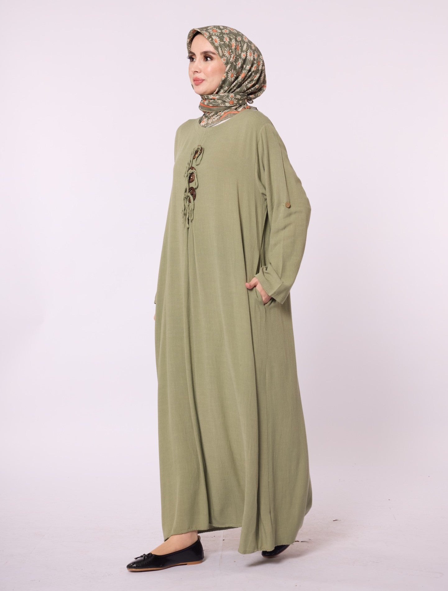 Long Crew Neck Dress with Accessory Detail