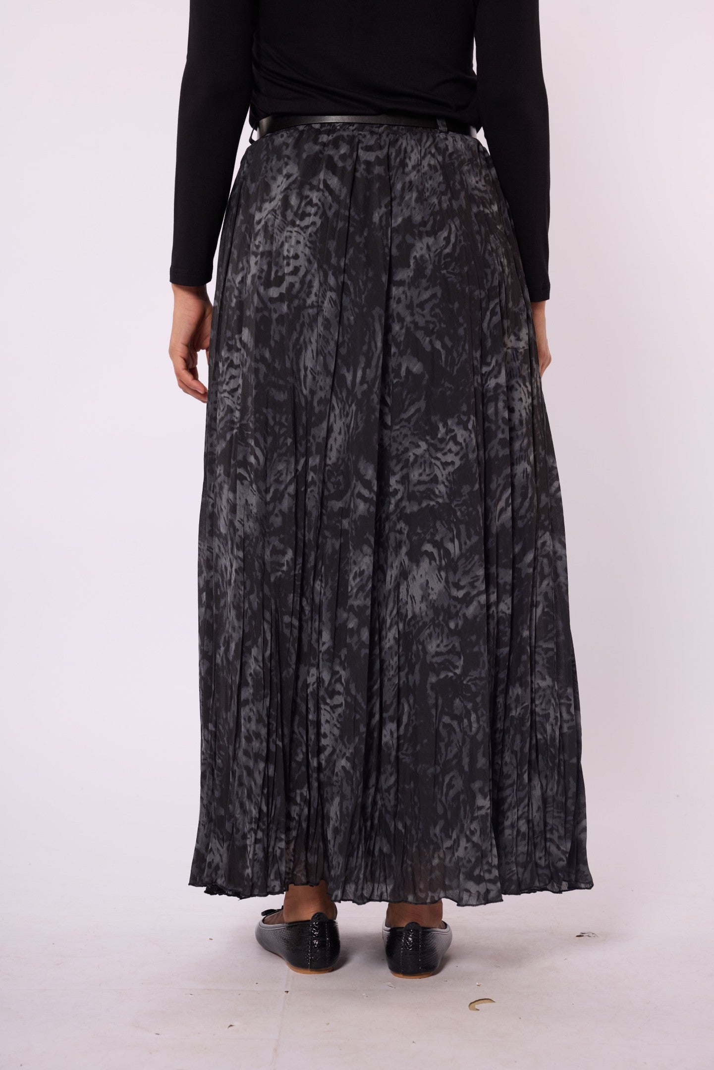 Leopard Patterned Chiffon Skirt with Pleat Detail