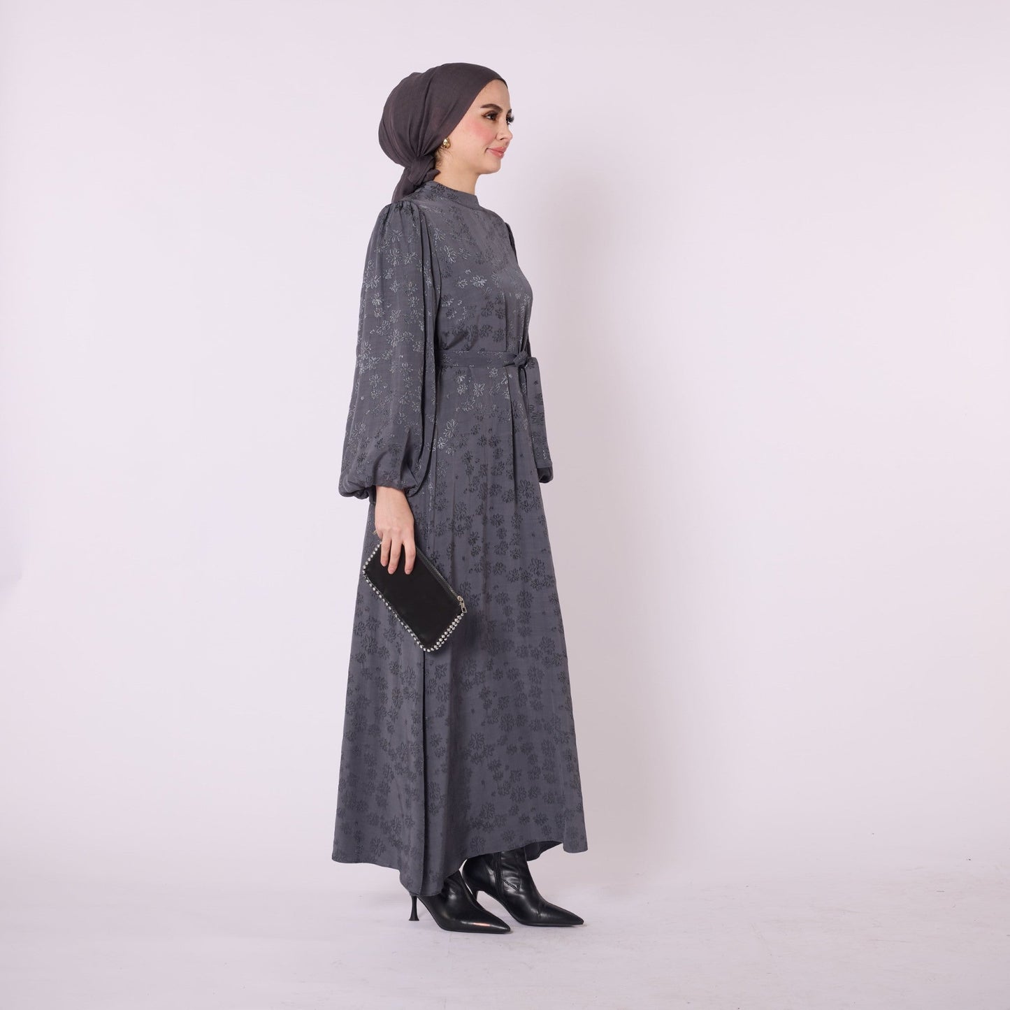 Loose Dress with Gathered Sleeves