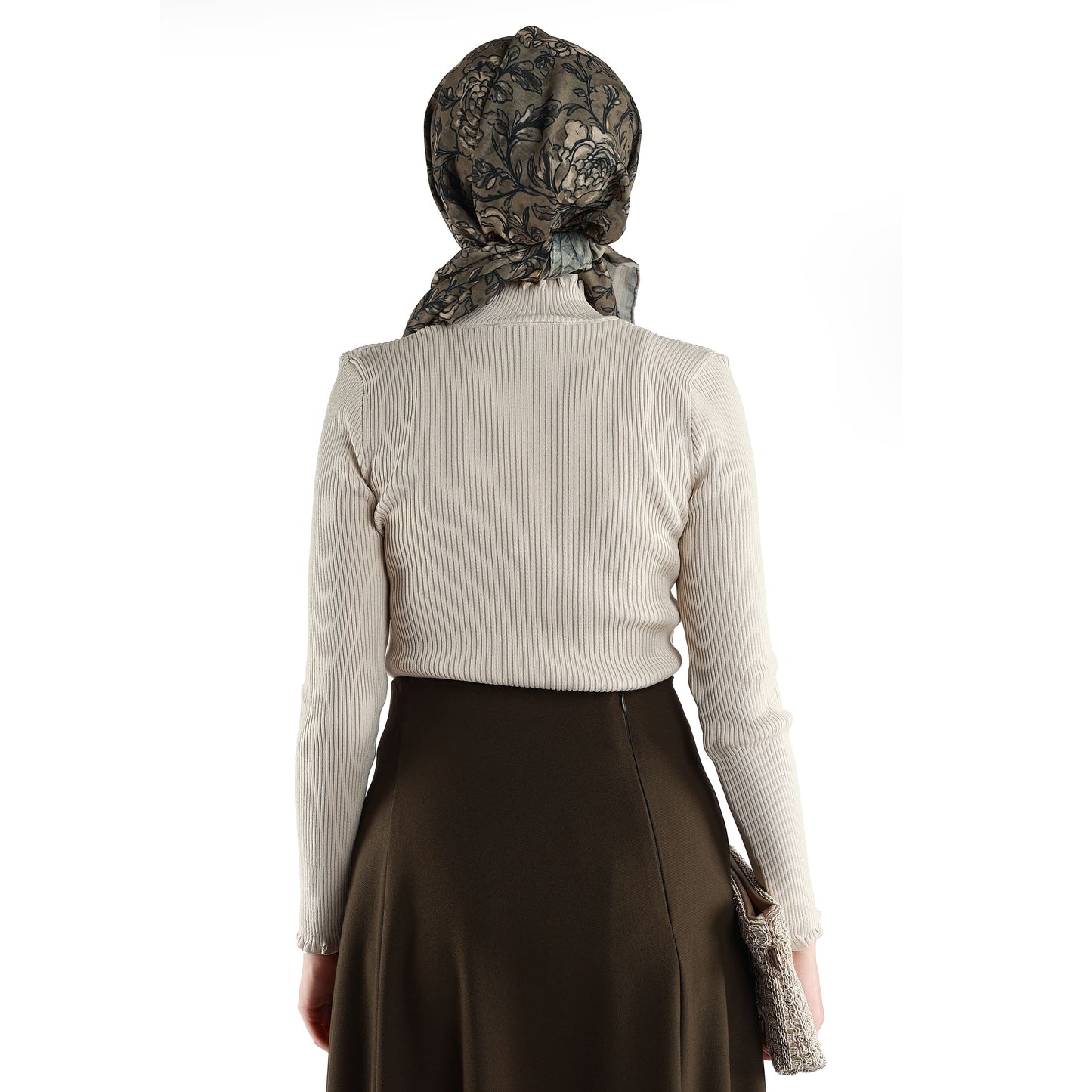 Long-Sleeved Ribbed Knit Body