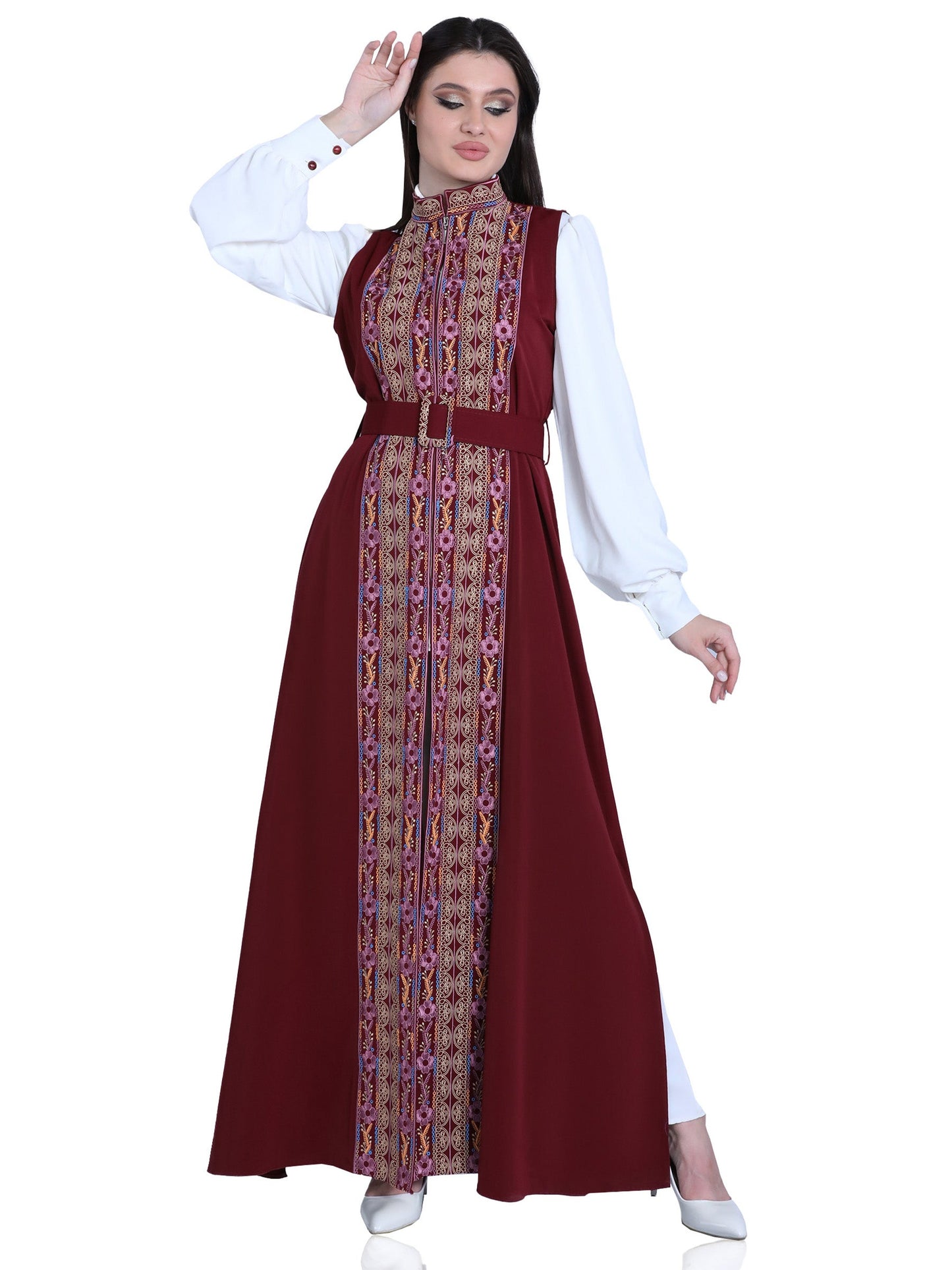 Embroidered bisht
