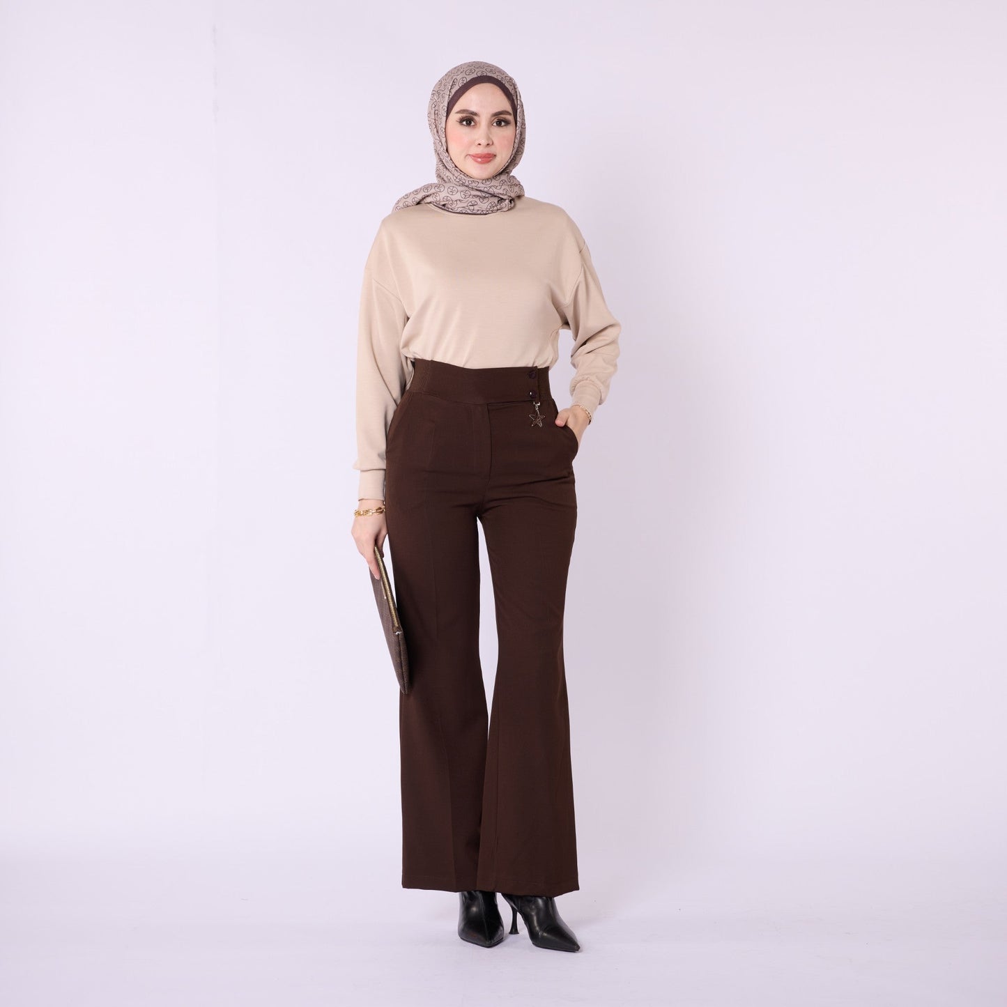 Wide Leg Pants With Accessory Detail