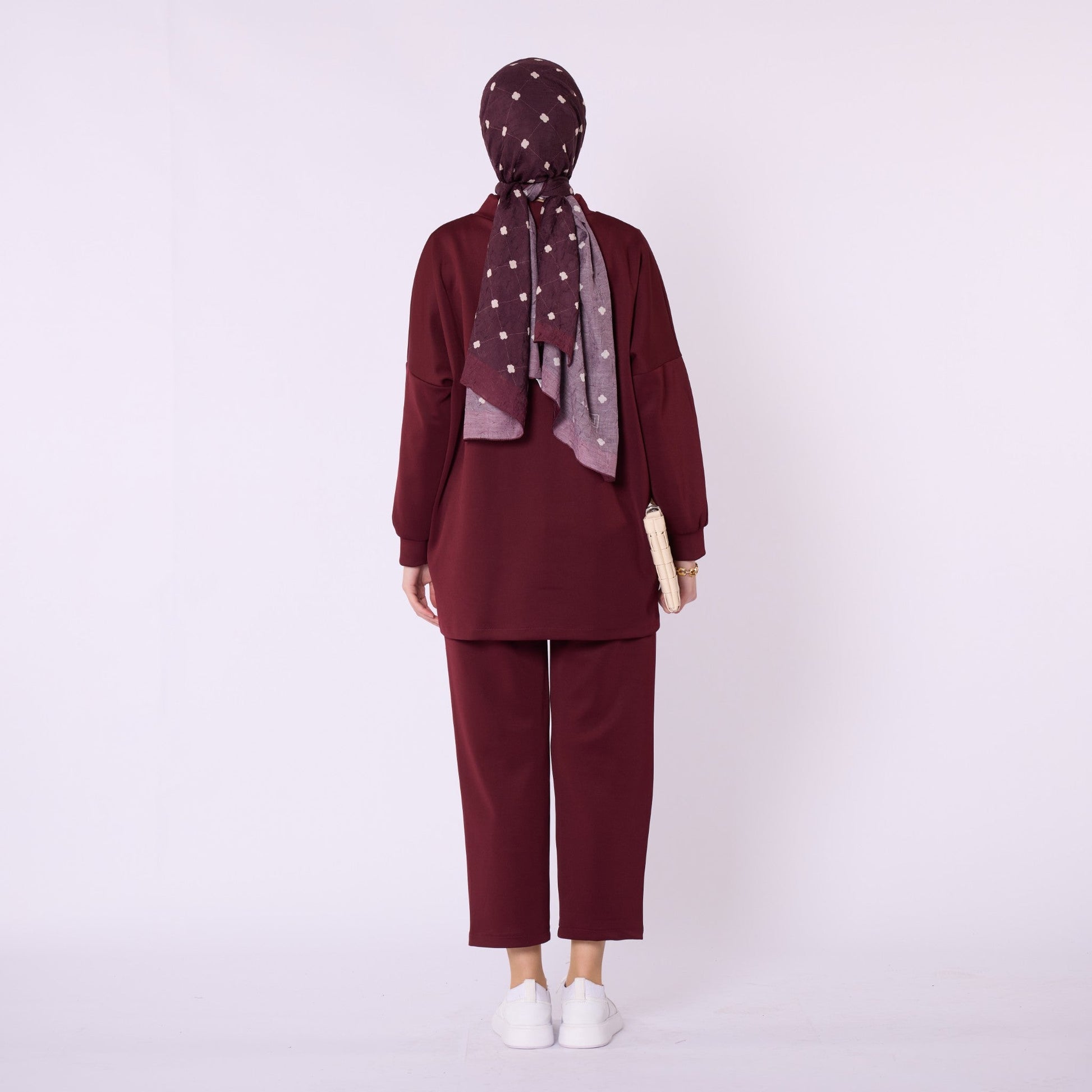 Low Collar Judge Collar Trouser Suit