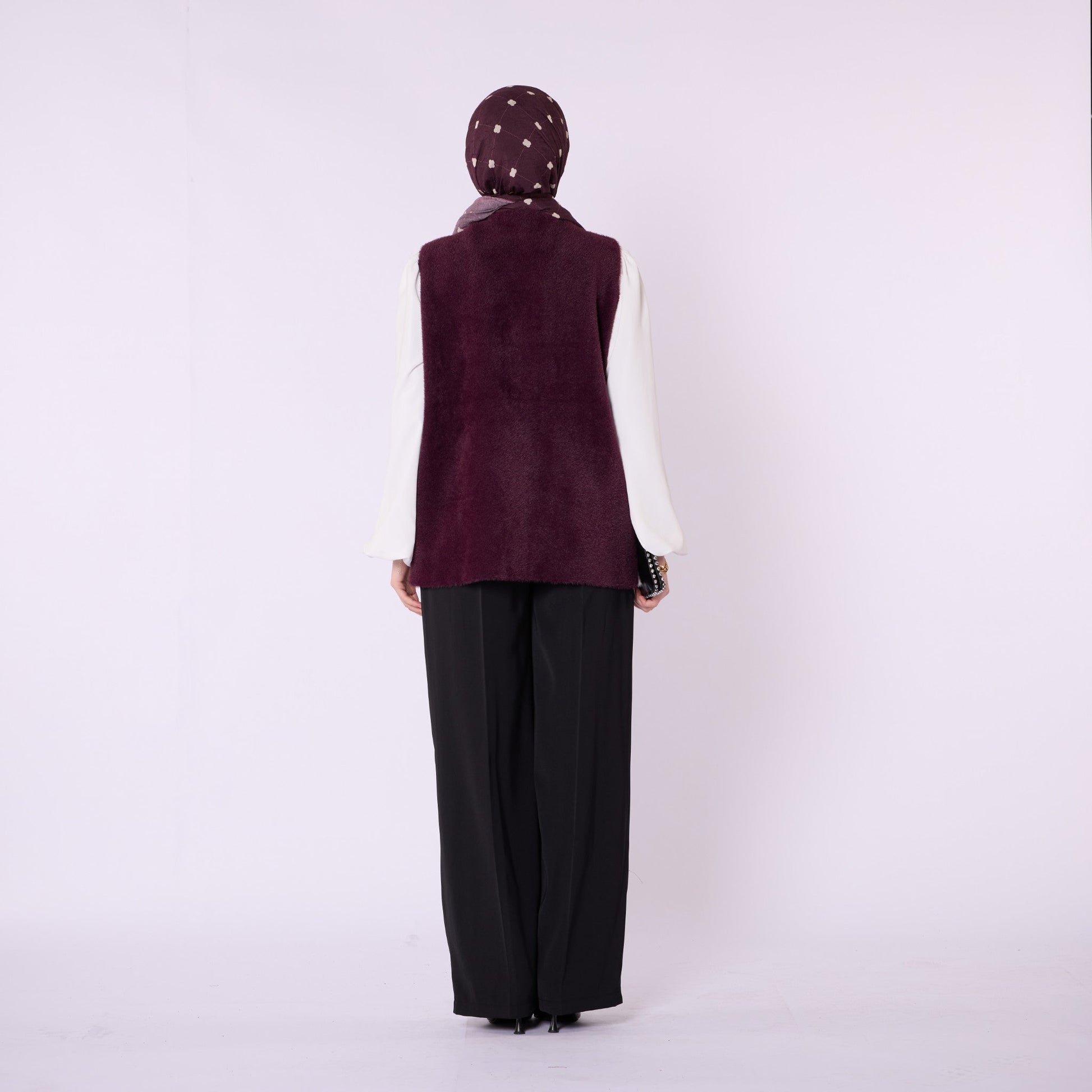 Gold Button Detailed Knitted Waistcoat