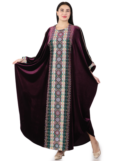Embroidered bisht