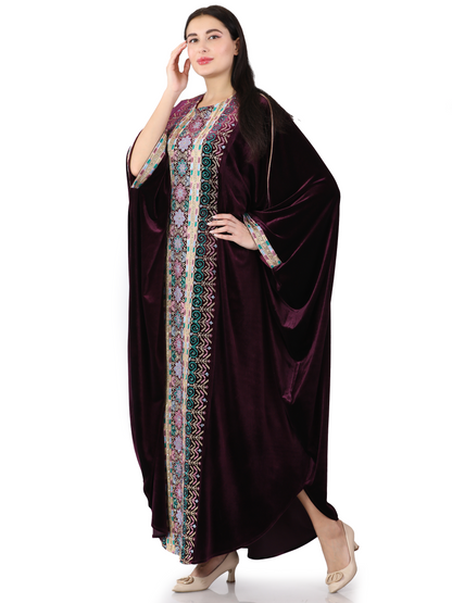 Embroidered bisht