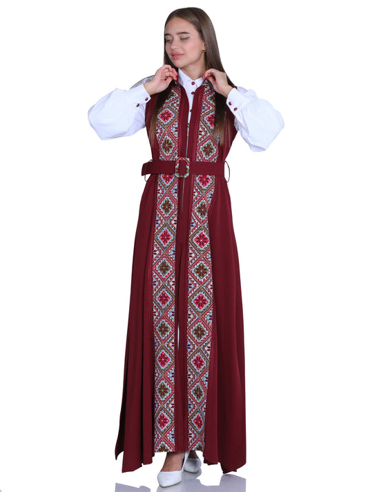 Embroidered bisht