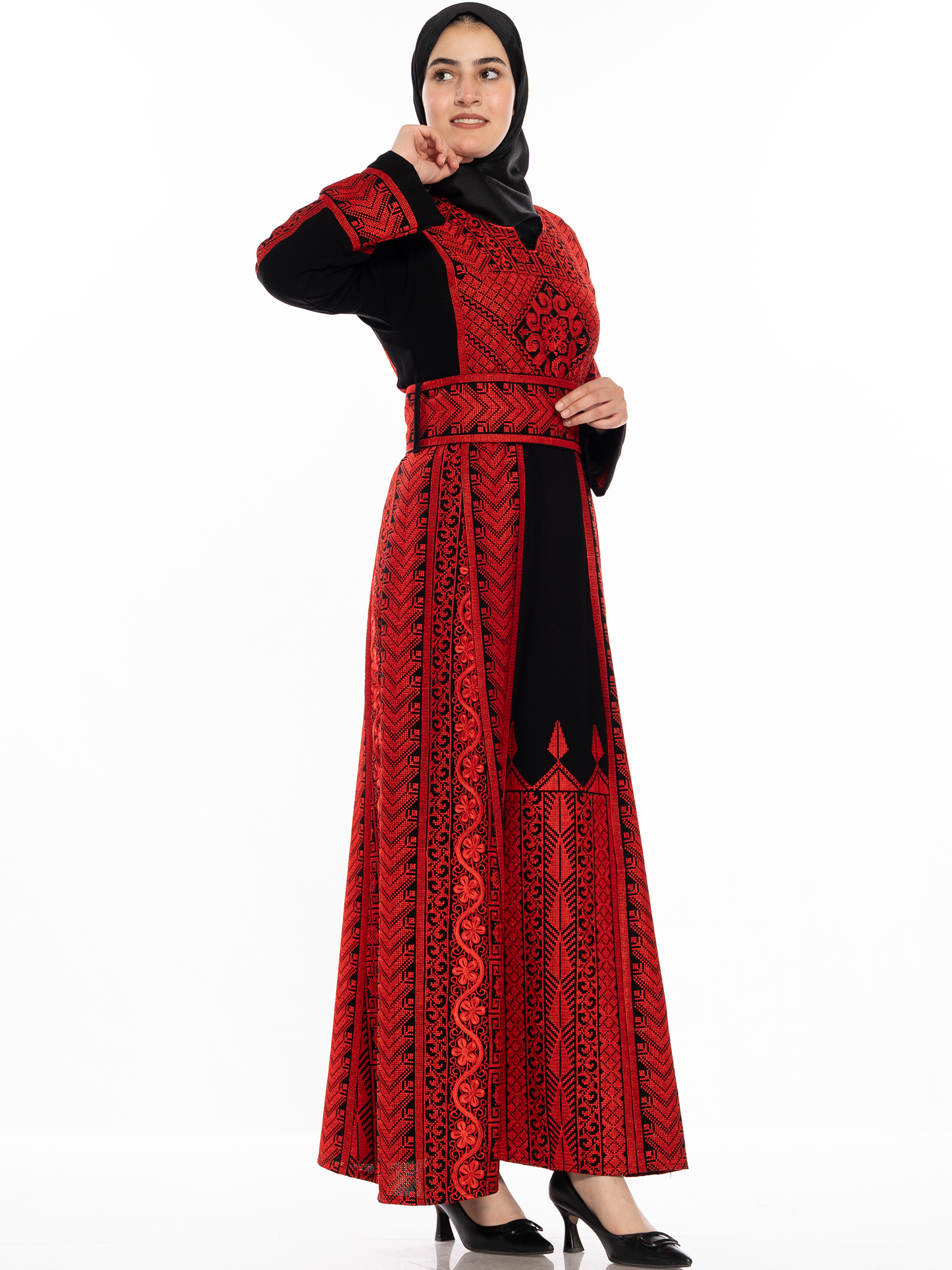Embroidered thob