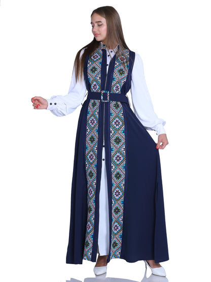 Embroidered bisht