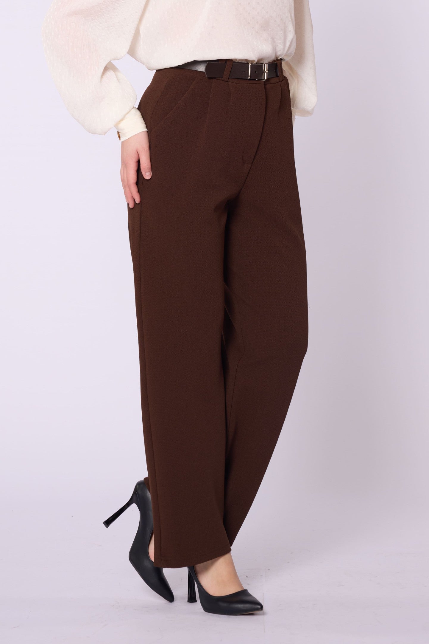 Textured Pleat Detail Belt Accent Trousers
