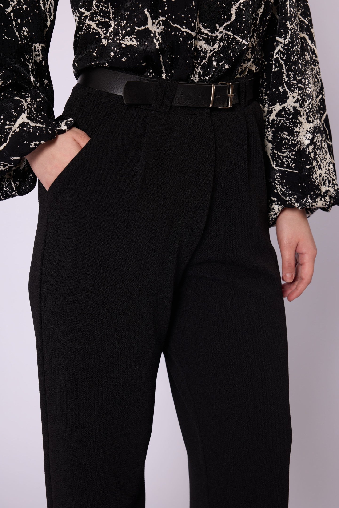 Textured Pleat Detail Belt Accent Trousers