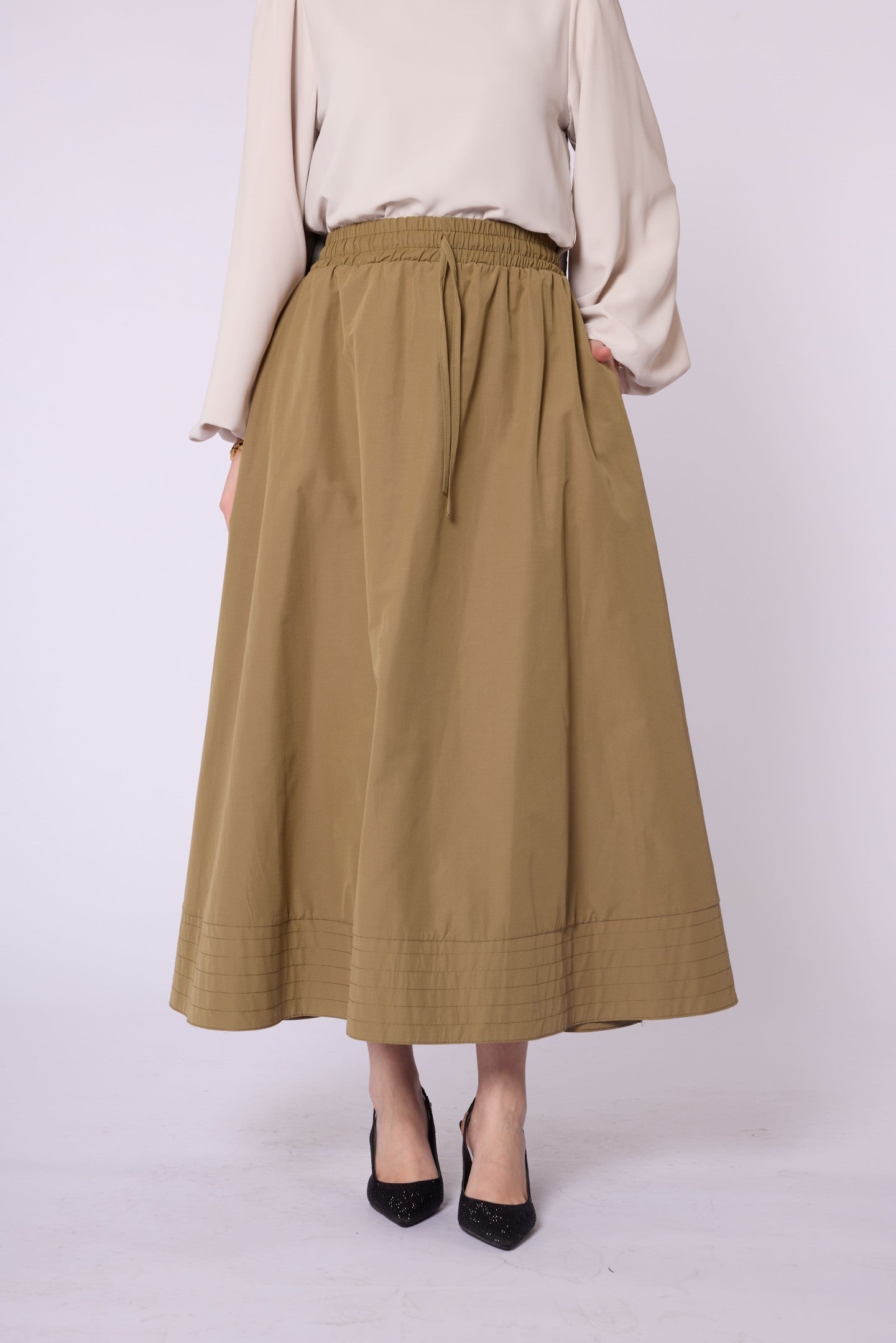 Stitch Detail Elastic Waist Flared Skirt