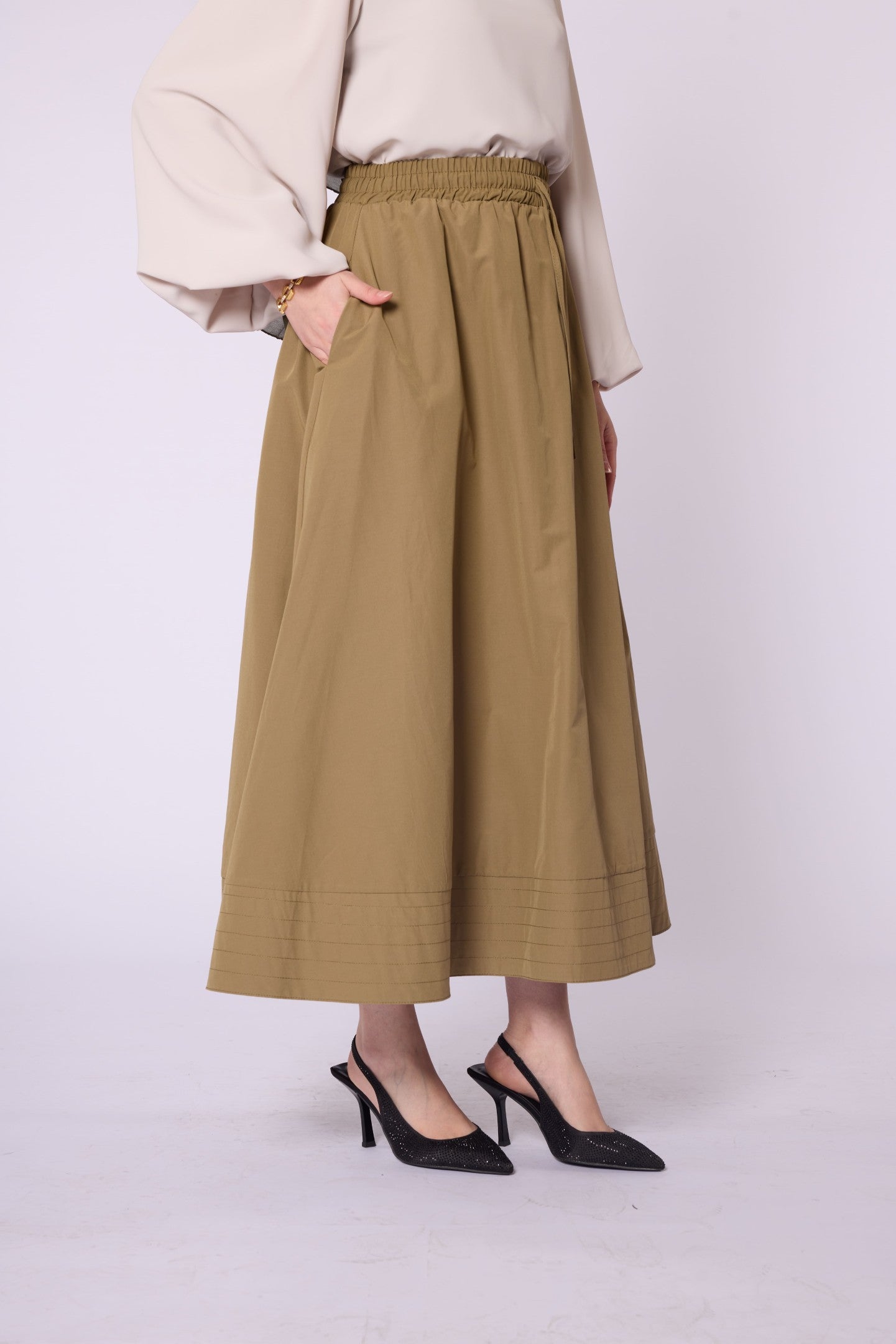 Stitch Detail Elastic Waist Flared Skirt