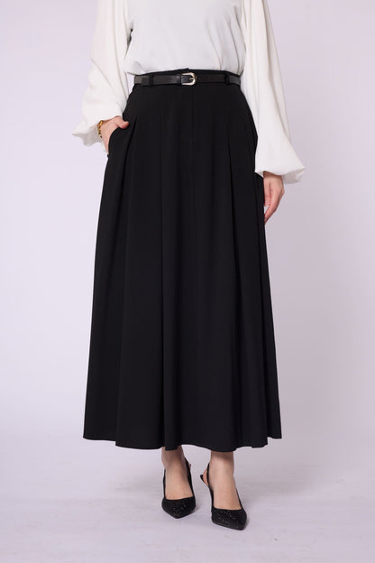 Belt & Pocket Detail Zip-Up Pleated Long Skirt