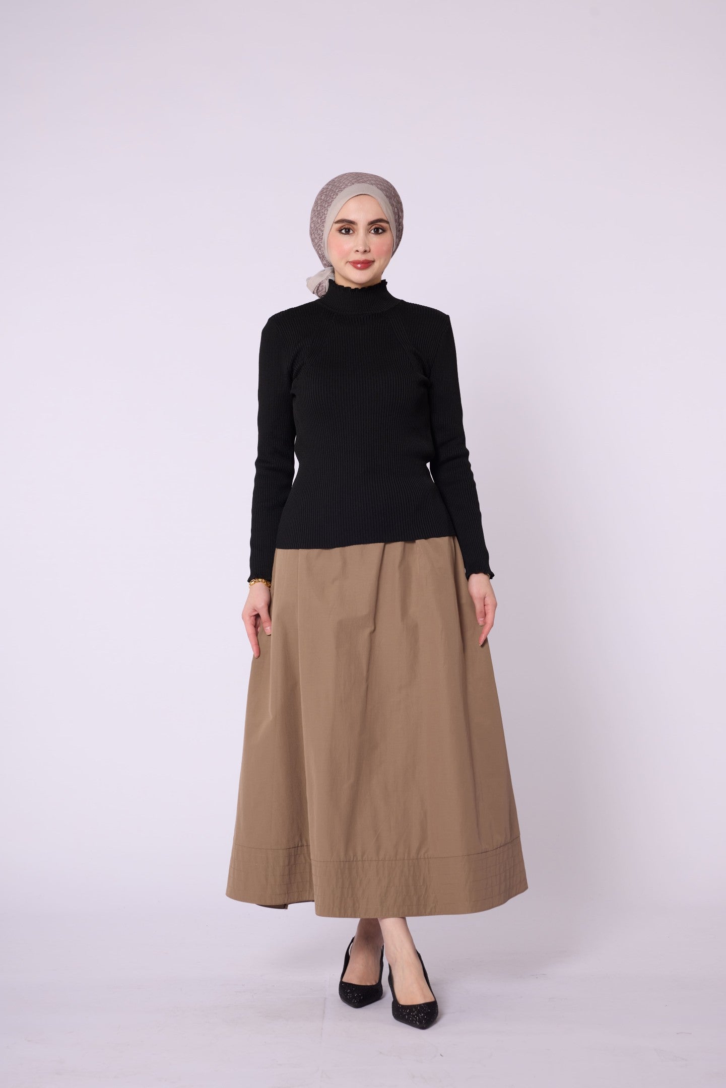 Long-Sleeved Ribbed Knit Body