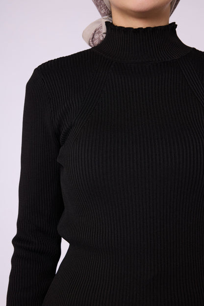 Long-Sleeved Ribbed Knit Body