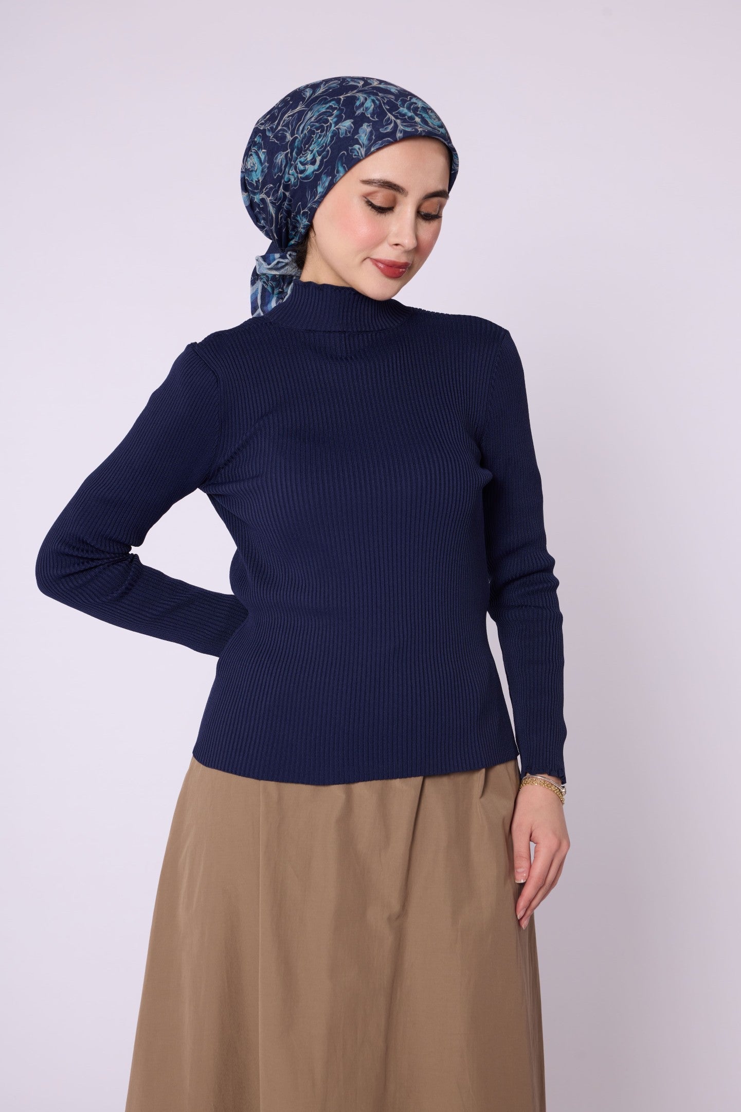 Long-Sleeved Ribbed Knit Body