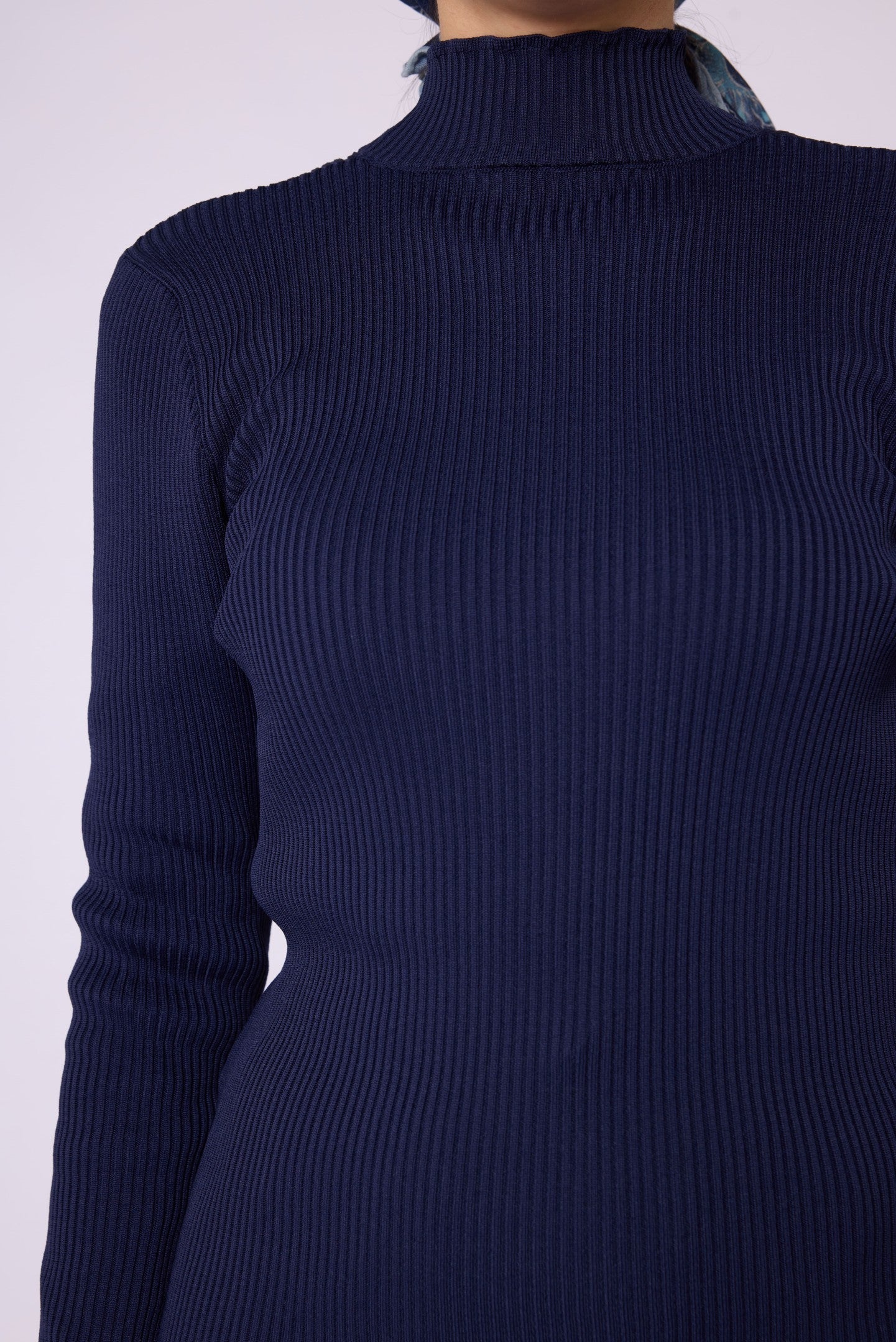Long-Sleeved Ribbed Knit Body
