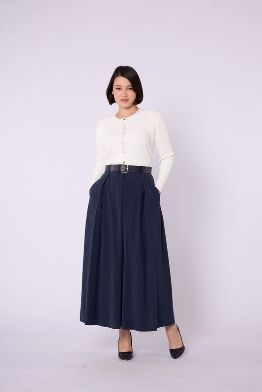 Belt & Pleat Detail Pocketed Long Skirt