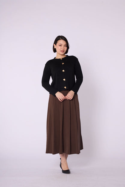 Heart Button Detail Crew Neck Knit Cardigan