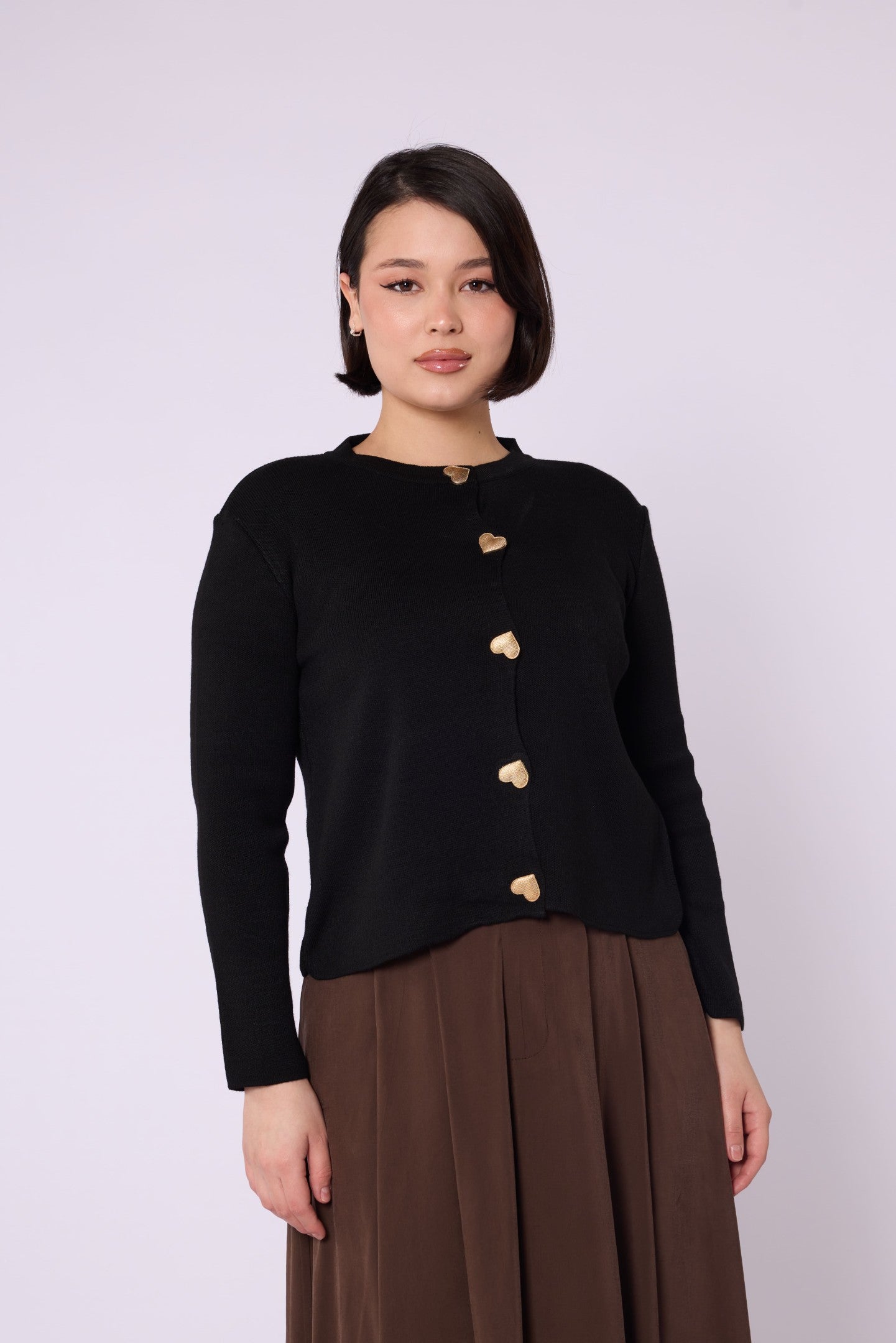 Heart Button Detail Crew Neck Knit Cardigan