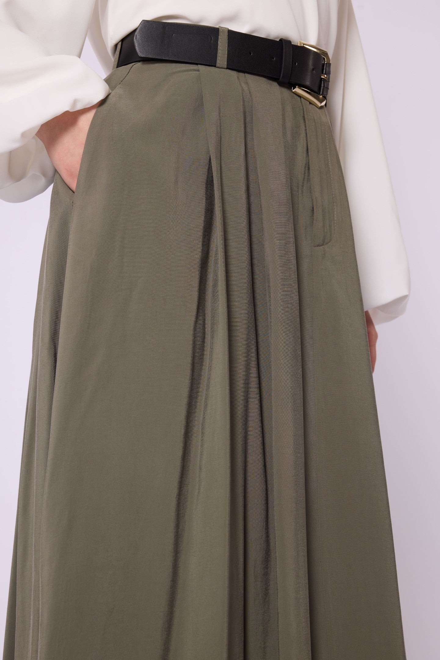 Belt Accessory Zip-Up Tencel Skirt