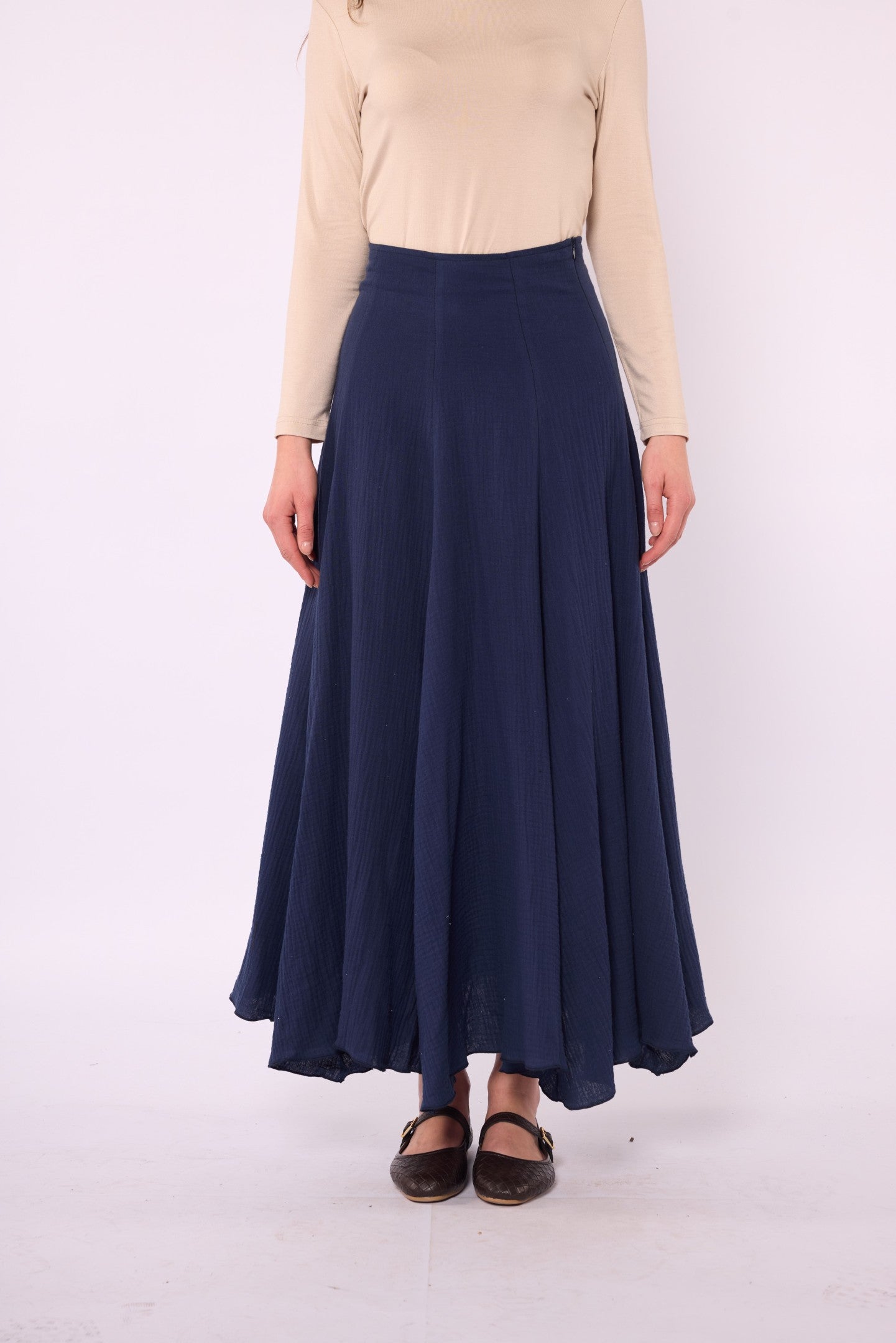 Lined A-Line Skirt in Muslin Fabric