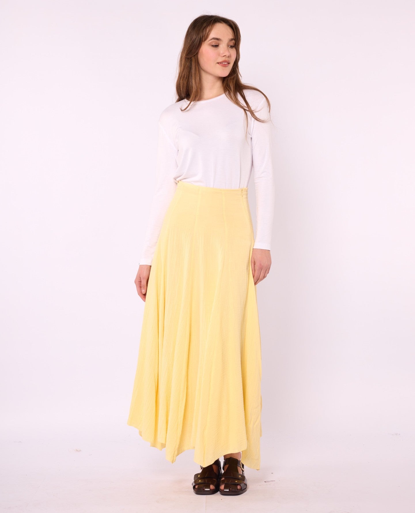 Lined A-Line Skirt in Muslin Fabric