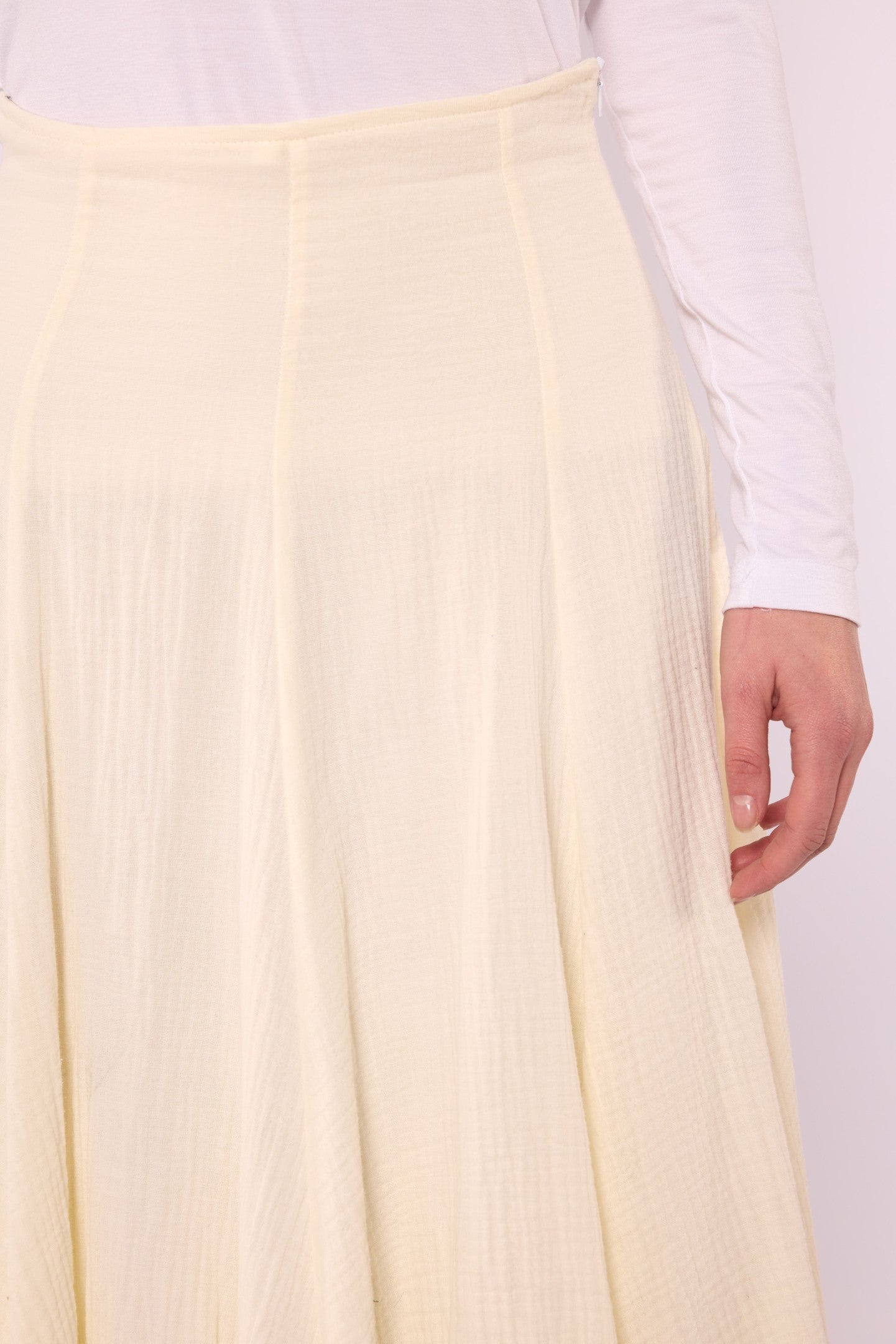 Lined A-Line Skirt in Muslin Fabric