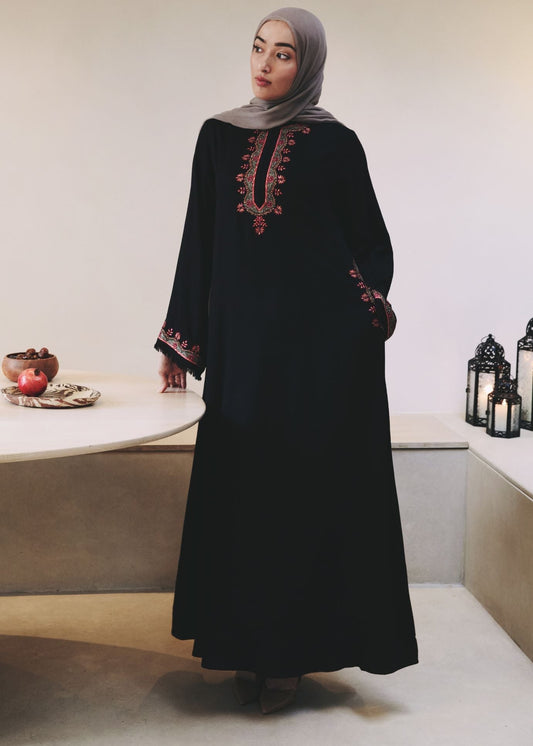 Jouri Abaya