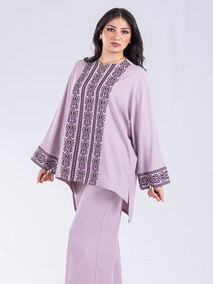 Embroidered set