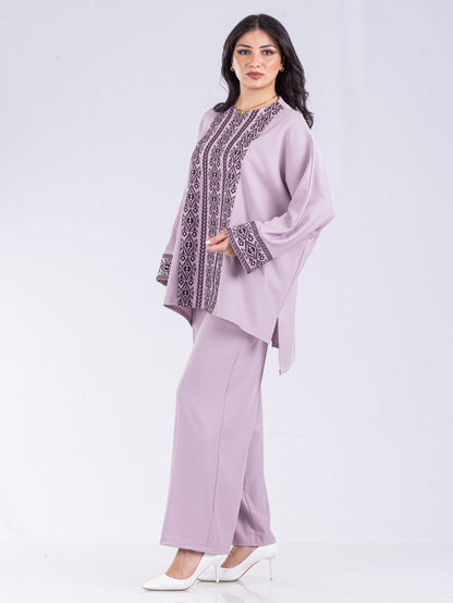 Embroidered set