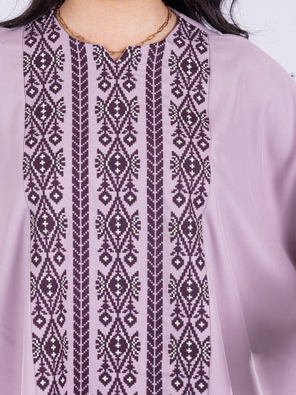 Embroidered set