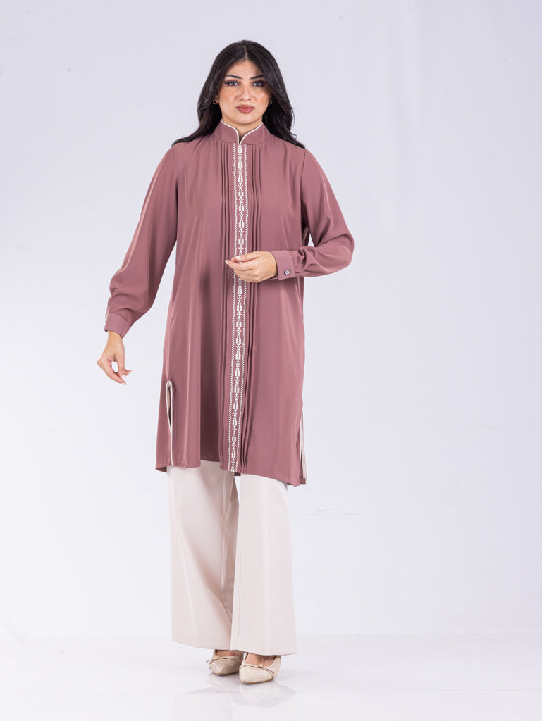 Embroidered set