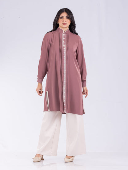Embroidered set