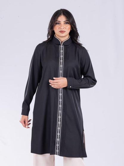 Embroidered set