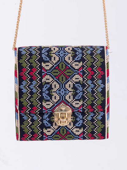 Medium embroidered bag