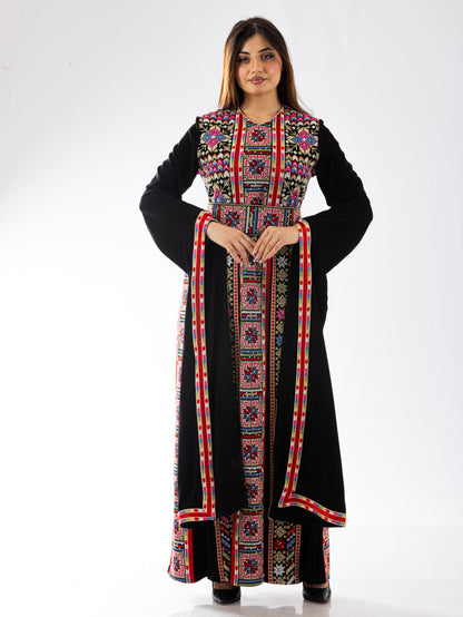 Dew-Embroidered Thob
